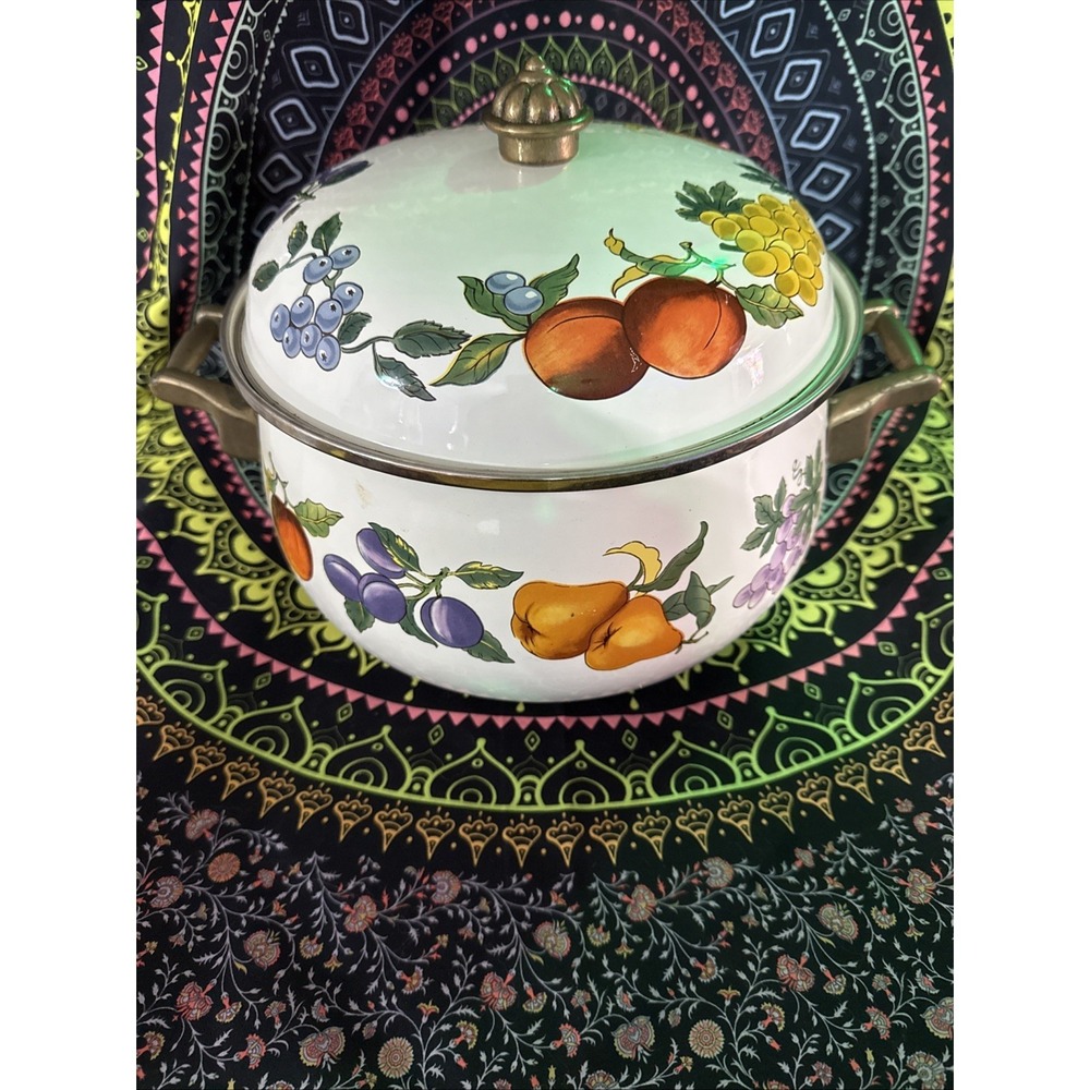 Vintage Tabletops Unlimited "Essence" 3 Qt Metal Covered Dutch Oven Cooking Pot